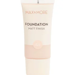 Max & More Matt Finish Foundation